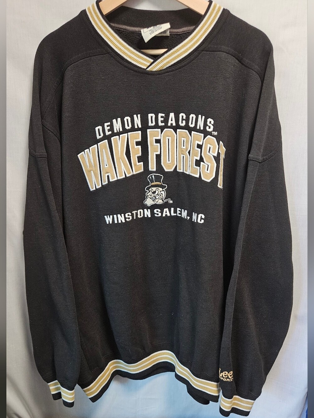 Vtg Lee Sport Wake Forest Demon Deacons Black & Gold Crewneck Sweatshirt - SZ XL
